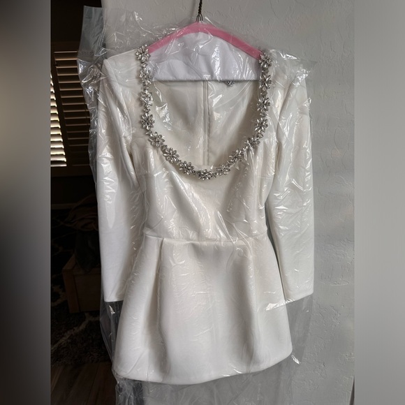 Nadine Merabi Kimberly White Dress - Picture 7 of 9